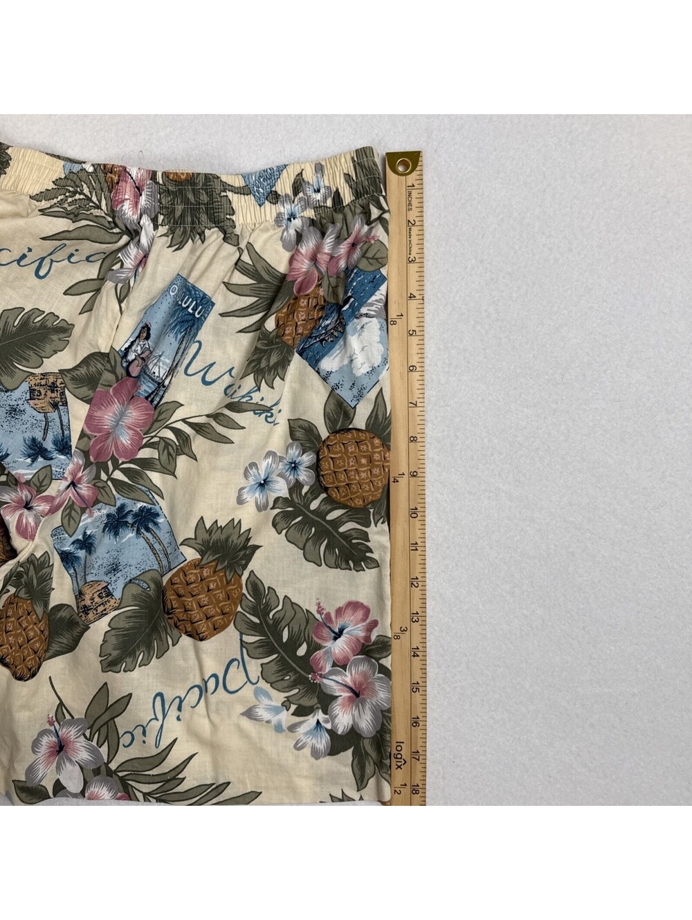 HILO HATTIE Hawaiian Original 2 Pc Set Medium Shorts Top Blouse Floral Tour Vtg - Picture 10 of 12